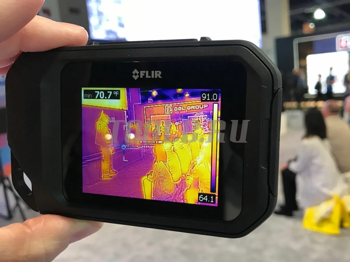 Инфракрасная камера тепловизор. Тепловизор FLIR c3-x. Тепловизор FLIR c2. Тепловизор FLIR 5. Тепловизор флир 4.