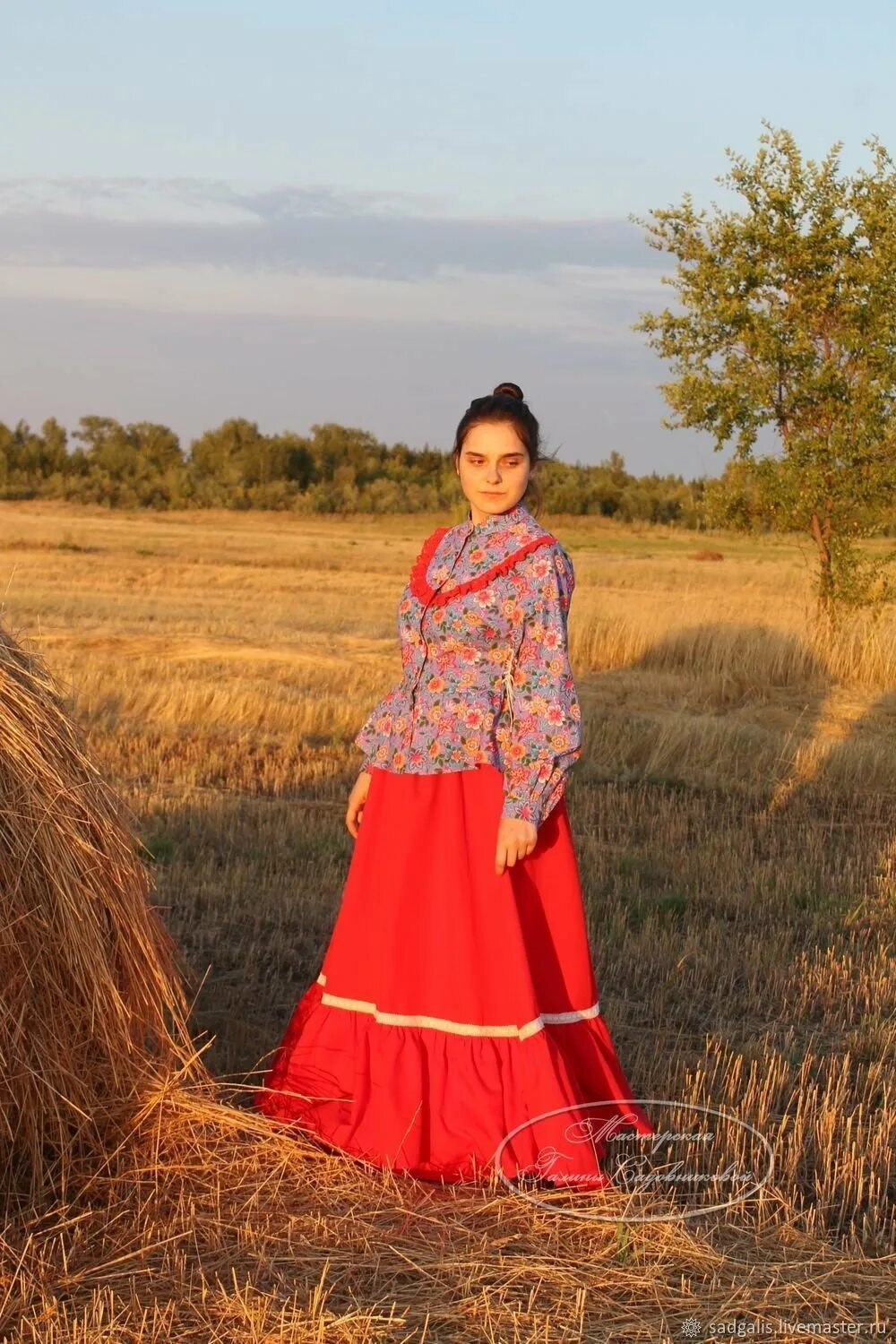 Казачий костюм кубанских казаков. Донская казачка костюм. Наряд казачек. Костюм кубанских казаков и казачек. Казачий женский костюм (донской казачки).