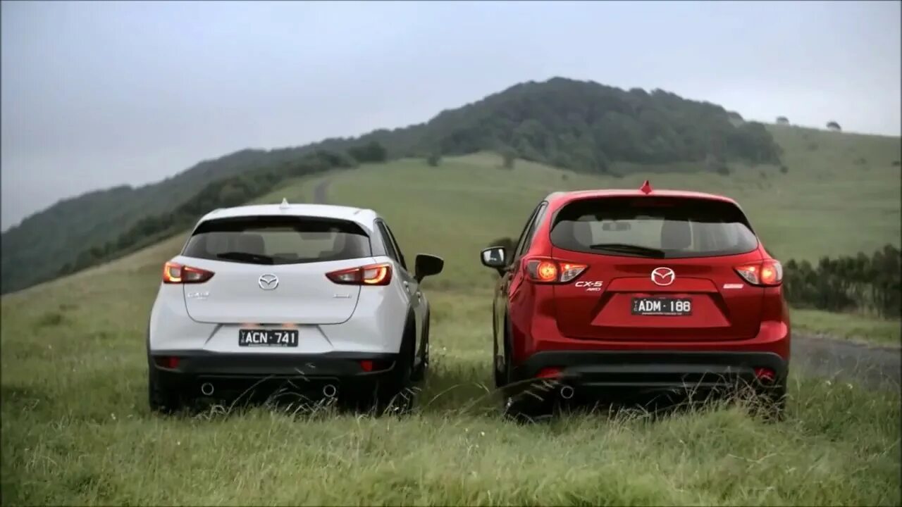 Три сх. Mazda CX 3 2017. Мазда cx3 и cx5. Mazda CX 3 И Мазда CX 5. Mazda CX-30 И CX-5.