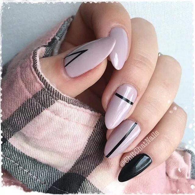 Маникюр миндаль полоски Pin on Маникюр Beauty hacks nails, Pretty nails, Bright nail art