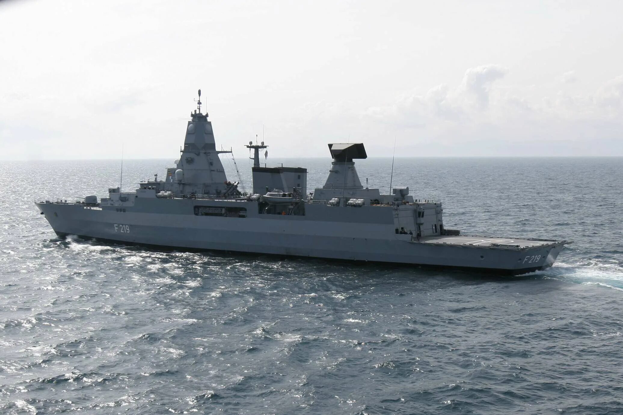 Иоганн махмасталь судно. Проект aker arc 124. М. Проекта 124. Aker arc 124, "обь".