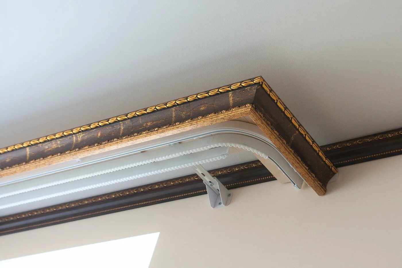 Pin by Robin Miller on Ceiling trim RR Dark living rooms, Baseboard styles, Crow