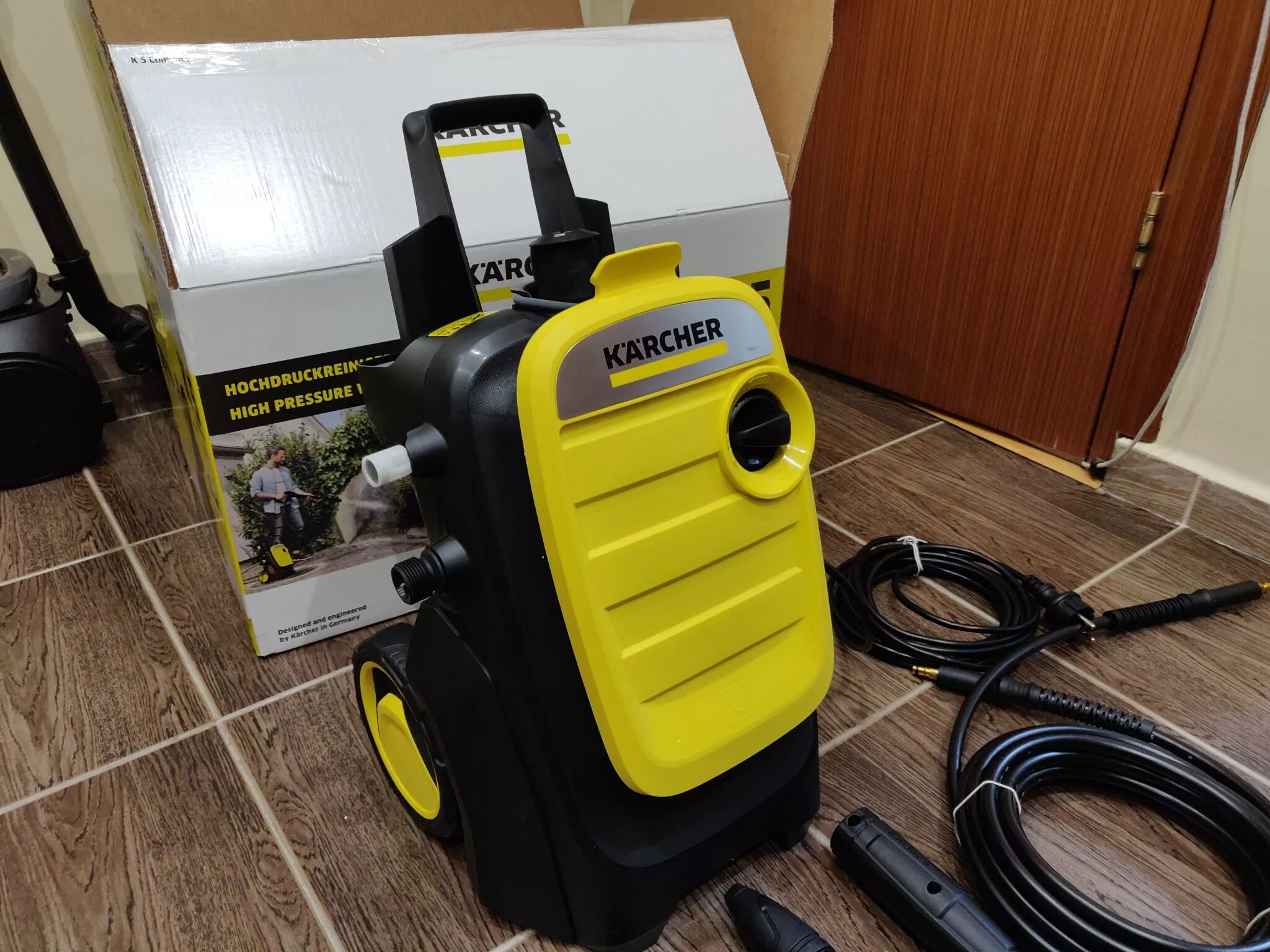 Мойка 5 компакт. Karcher k 5 Compact. Мойка Karcher k 5 Compact. Karcher k 5 Compact 1.630-750. Минимойка Karcher к5 Compact.