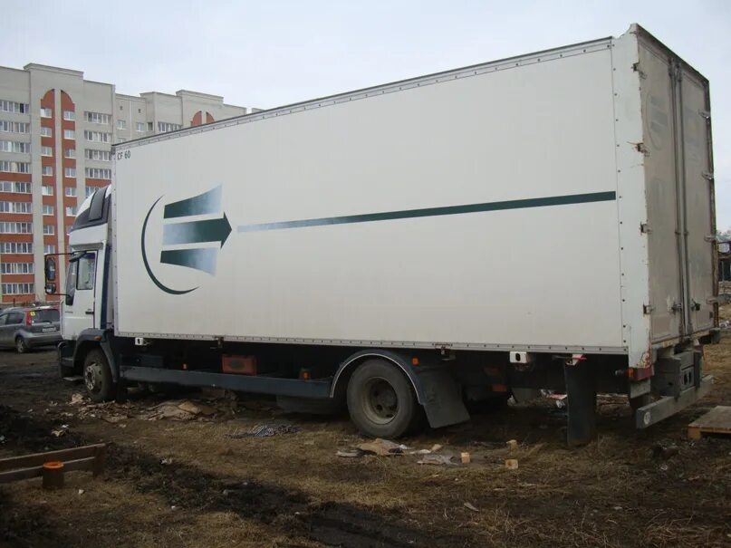 Мерседес атего 10т. Фургон 18 кубов. Hyundai hd 260 контейнеровоз. Мерседес-бенц атего грузовой 10т. Камаз 5308 борт тент.