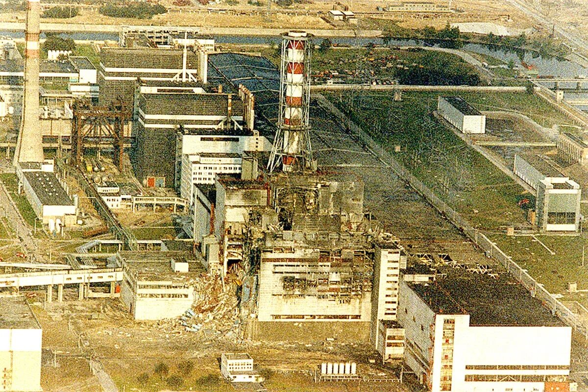 В каком году случилась чернобыльская катастрофа. ЧАЭС реактор 1986. 4 Энергоблок ЧАЭС 1986. Катастрофа на Чернобыльской АЭС 1986 год. Припять ЧАЭС 1986.