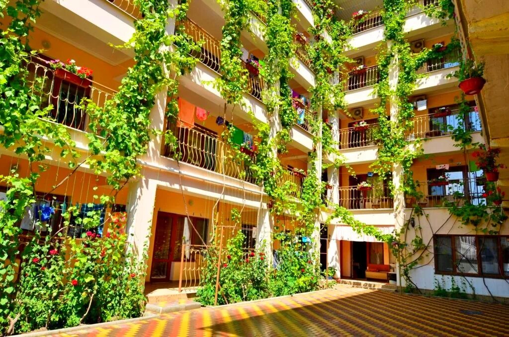 гостевой дом апрельский. имеретинская бухта, ул. апрельская 5 адлер фото гостевой дом. имеретинская бухта, ул. апрельская, 31.