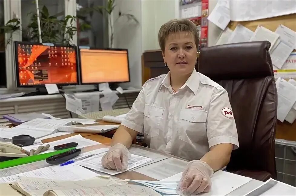 Поездной диспетчер жд. Диспетчер грузоперевозок. Алешина нина васильевна. Поездной диспетчер ржд. Диспетчер муром.