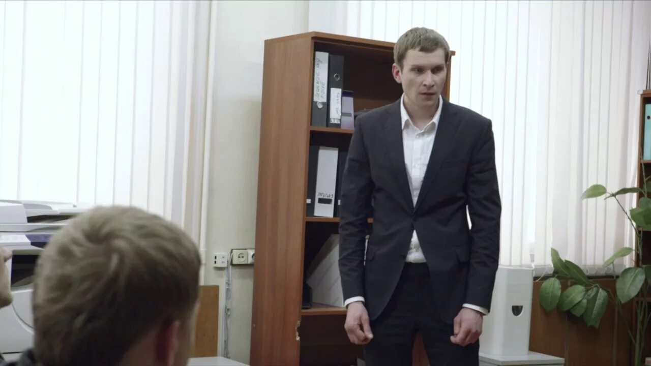 Отчим реальные пацаны. Колян реальные пацаны. колян из реальных пацанов. колян реальные пацаны в костюме. колян из реальных пацанов в костюме.