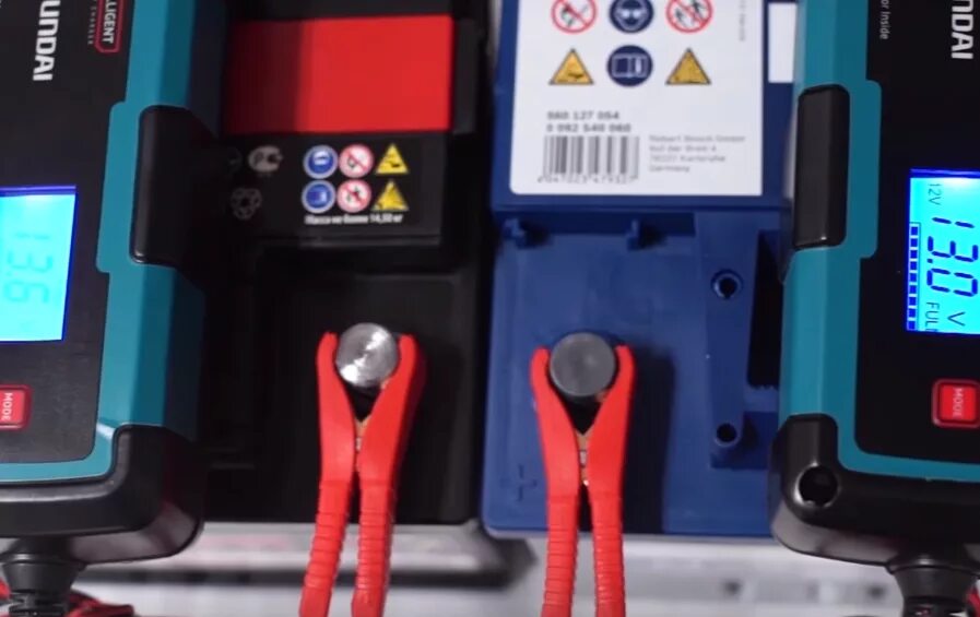 Сила тока для зарядки аккумулятора 60 ампер часов. Самозарядные батареи. Напряжение и ток при зарядке смартфона. Аккумуляторная батарея 48 вольт 12 ампер. Аккумулятор зарядился за час.