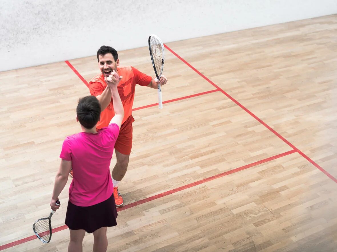 Какой сквош. Squash игра. сквош теннис. ранкедин сквош. arvy сквош.