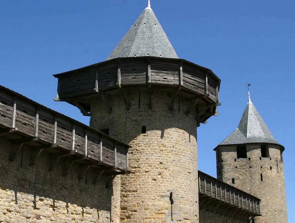 Гурдиция. Гурдиция каменная. Spiš Castle defensive Tower. Гурдиция ДУШУЯ.