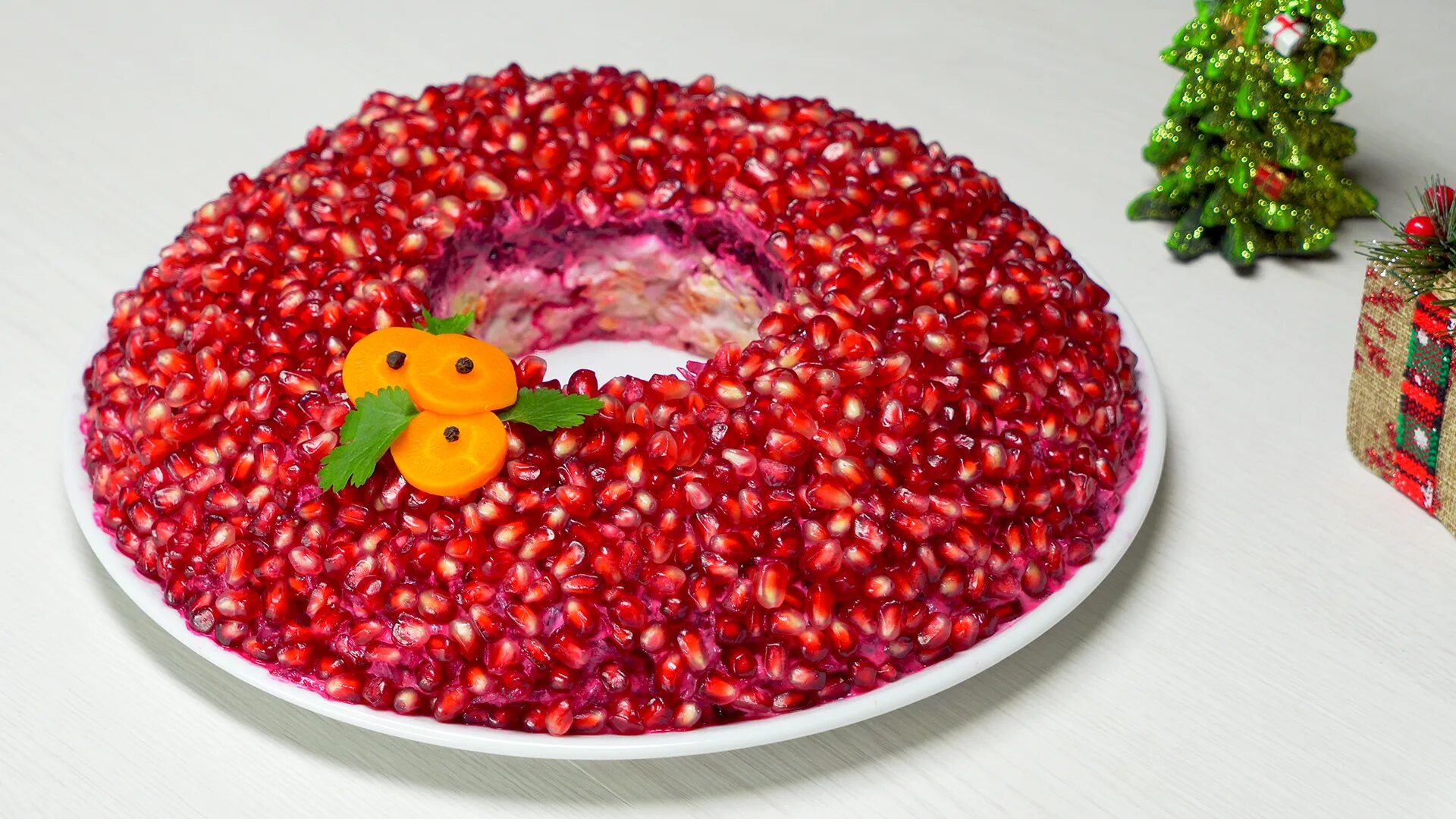 Салат гранатовый браслет: 10 простых и вкусных рецептов