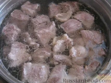 Сварить свинину в кастрюле вкусно куском