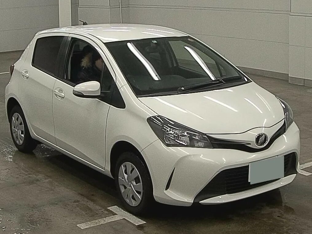 Toyota Vitz 2014. Тойота Витц 2016. Тойота Витц 2019. Toyota Vitz nsp135. Витц 2014 года