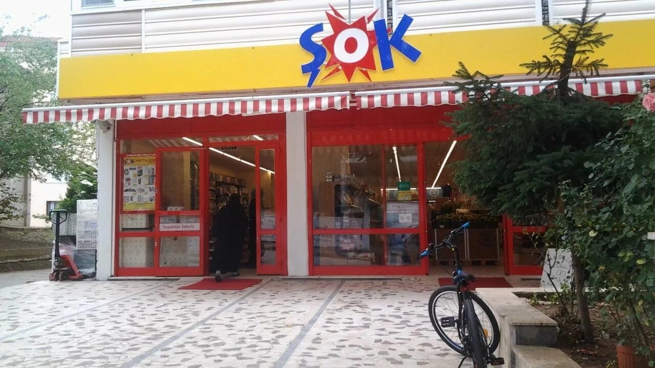 Магазин сок в турции. Sok магазин. Магазин сок в турции. Sok магазин. Супермаркет sok в турции.