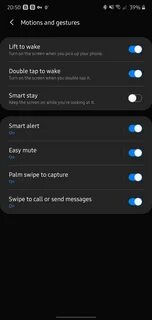 Включается экран телефоне samsung