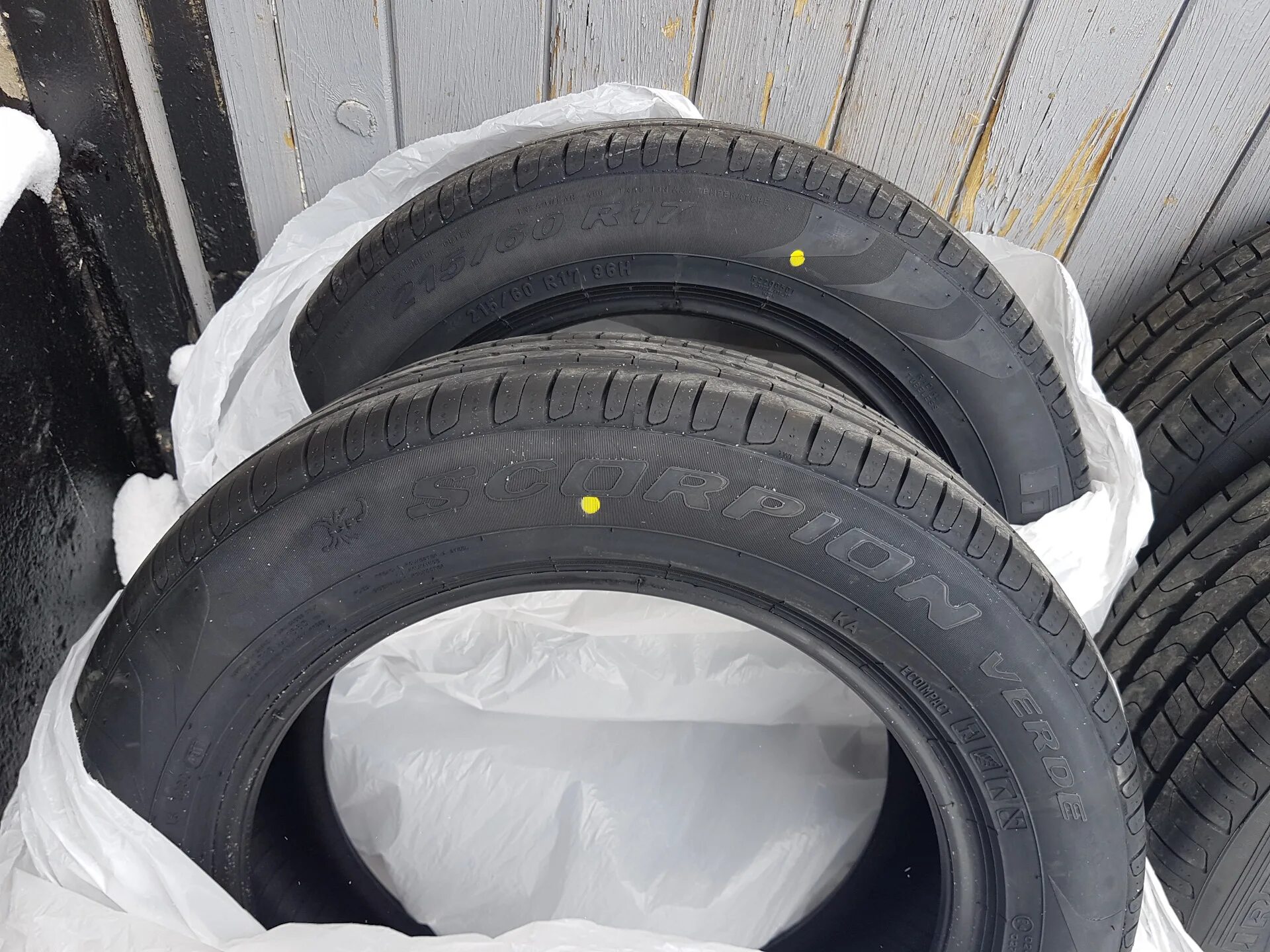 Пирелли Скорпион Верде 215/60 r17. Резина Пирелли 215,60.17. 215/60/17 Pirelli Scorpion Verde 96h. 215/60r17 96h Pirelli Scorpion Verde.