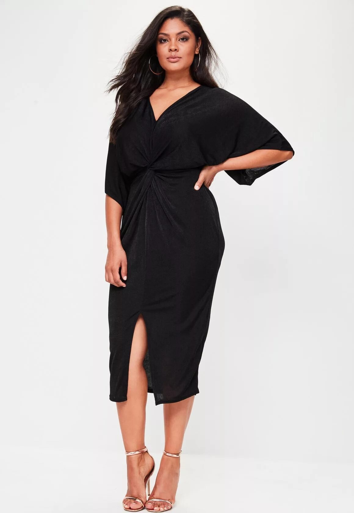 Платье plus size. Платья миди 2025 плюс сайз. платье кимоно плюс сайз. вечерние платья плюс сайз миди. платья миди с v образным вырезом для плюс сайз.