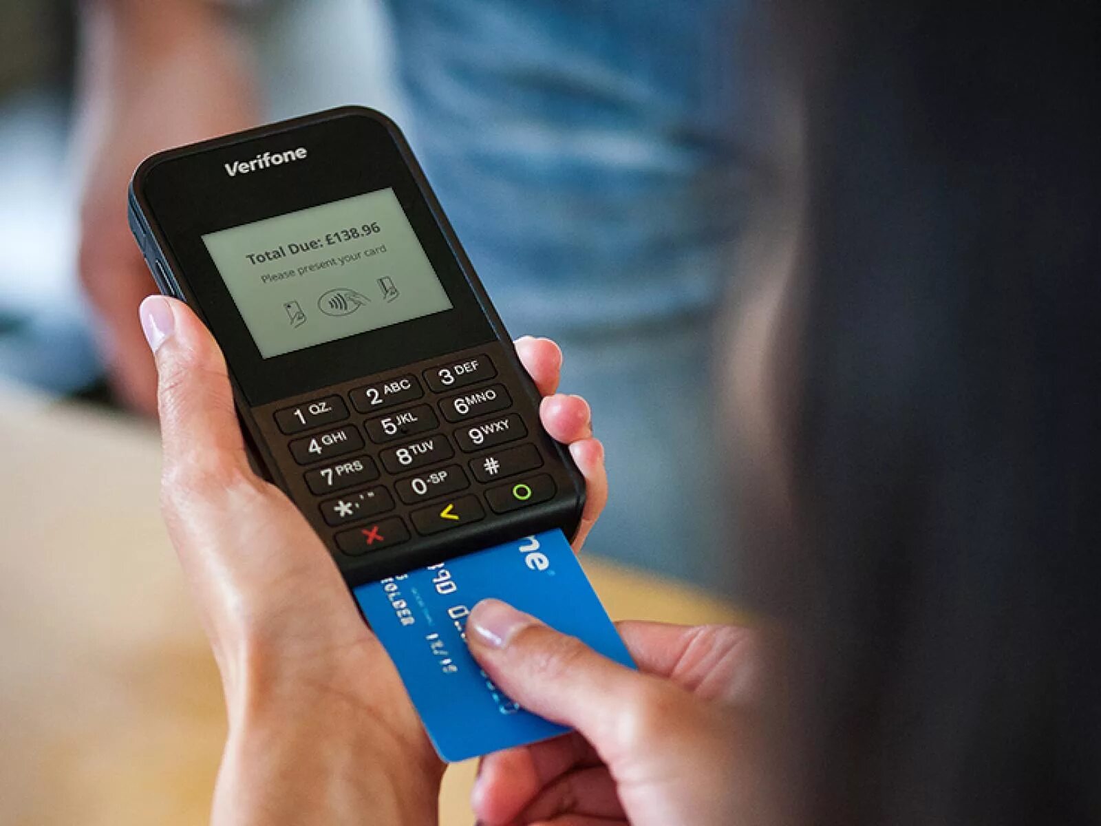 Приложение мобильный терминал. Mpos терминал. mpos эквайринг. терминал оплаты. мобильный терминал для оплаты.