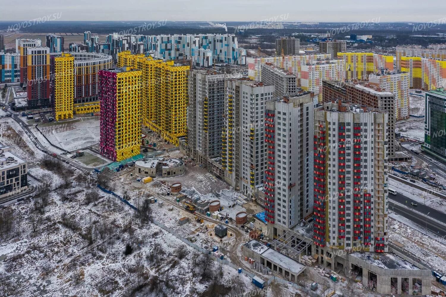 Жк легенда петербург. ЖК Легенда комендантского. ЖК Легенда СПБ Комендантский. Комендантский проспект 56. ЖК Легенда Комендантский 56.