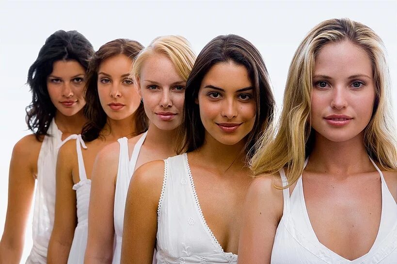 эмоциональное состояние человека. любовь к себе. высказывания о поздней любви. парень и девушка. мечты о счастье.