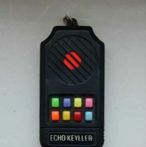 Echo key. Брелок echo keyller 90е. брелок executor 90е. музыкальный брелок из 90 executor.