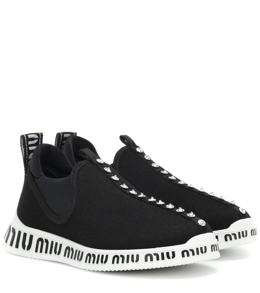 Миу миу коллаборация кроссовки. Кроссовки миу миу. miu miu кроссовки. new balance miu miu кроссовки. кроссовки miu miu женские.
