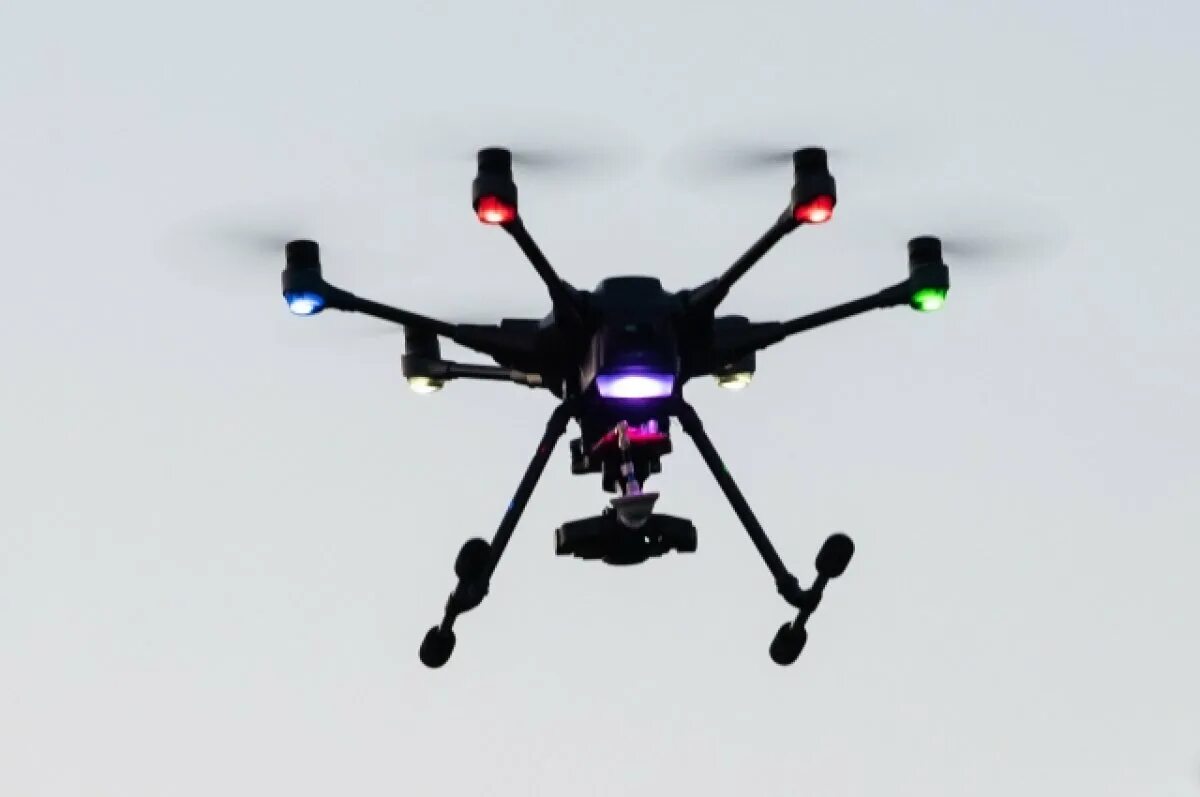 Коптер баба яга. Квадрокоптер реклама. Украинский бпла баба яга. Дрон проверить. Дрон тепловизор бпла.