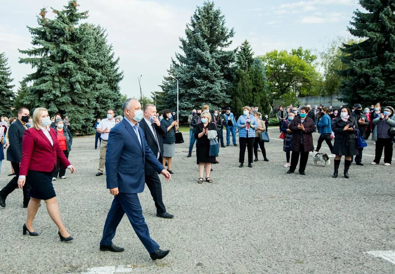 Новости молдовы сегодня за 24. День города Окница. Окница Молдова. Молдова сейчас. Додон Глодень.