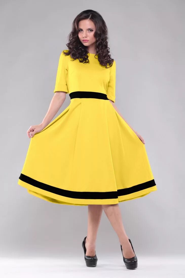 Желтое платье клеш. Короткое платье с широкой юбкой. Платье солнце клеш. Платье солнышко. Платье солнышко.
