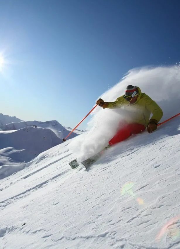 I am skiing now