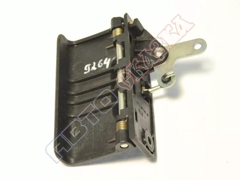 Ручки газель 3302. Ручка 3302-8202200. Ручка двери газель 3302 наружная левая. Поручень газ-3302, 3310 салона. Ручка поручень газ 3302-8202200.