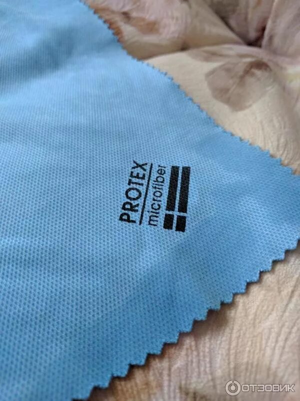 Тряпка для мытья стекол. Тряпки микрофибра для стекла. Салфетки не оставляющие разводов. Салфетки не оставляющие разводов. Салфетка для стёкол.