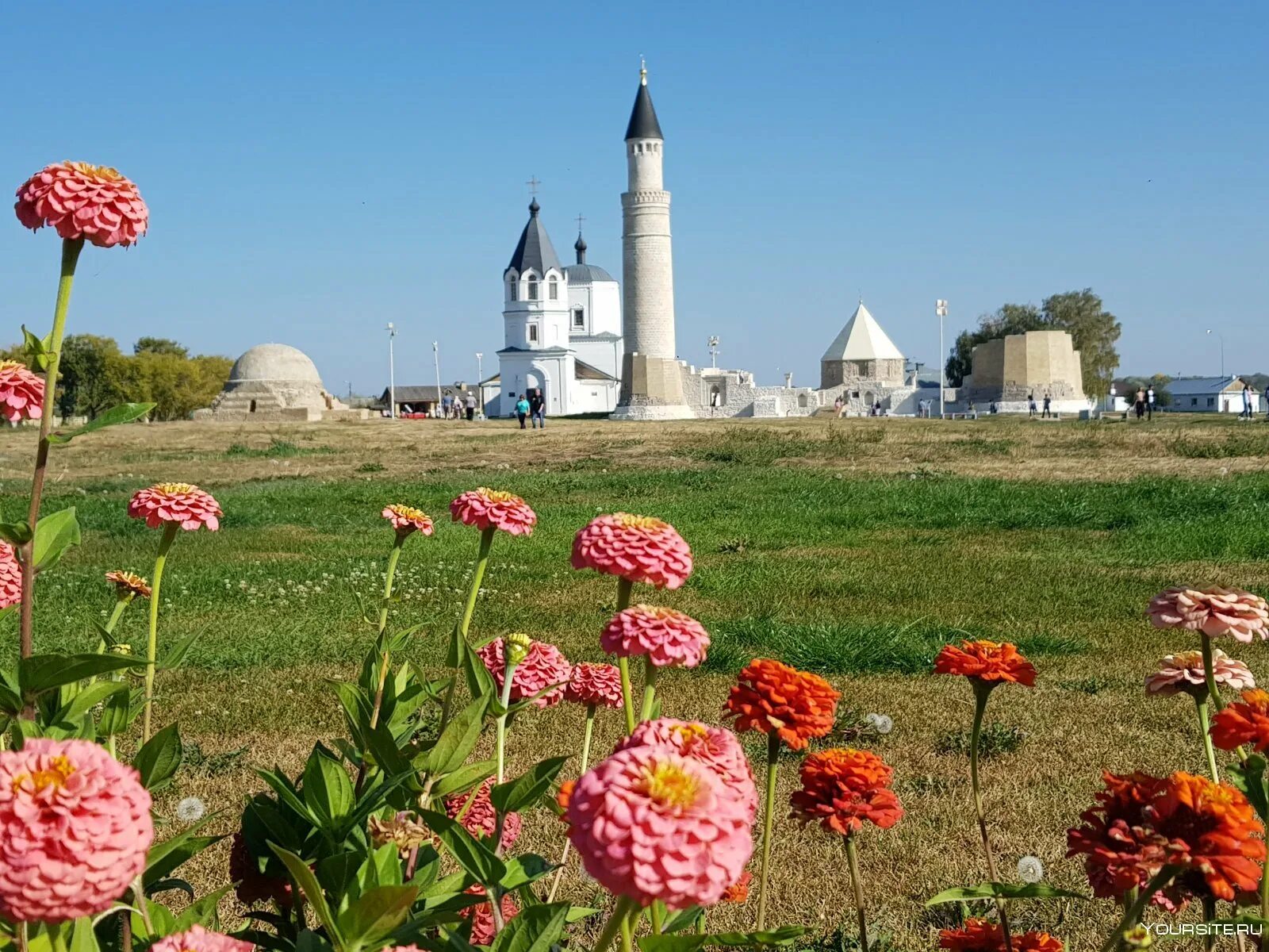 Великий Булгар Татарстан. Великий Болгар Казань. Булгары Татарстан достопримечательности. Музей-заповедник Булгар.