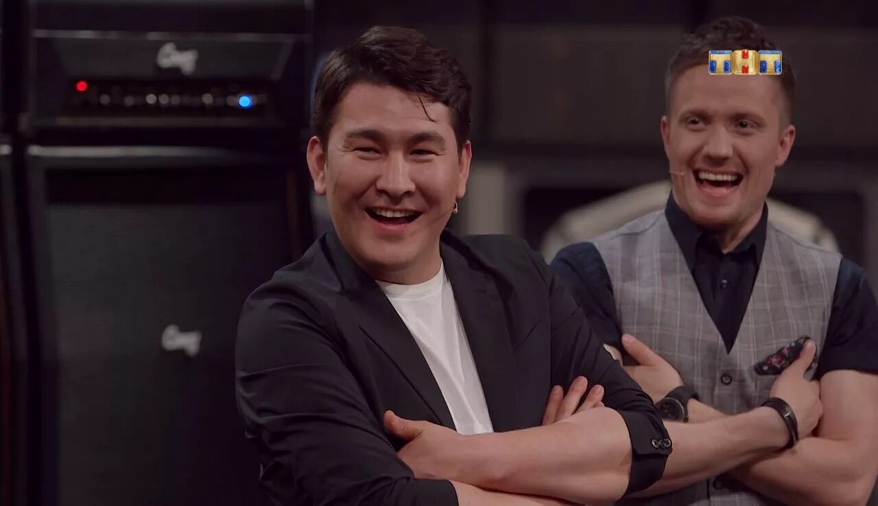 студия союз евгений чебатков. ведущий студия союз на тнт. союз выпуски. студия союз азамат. тнт музыкальное шоу студия союз.