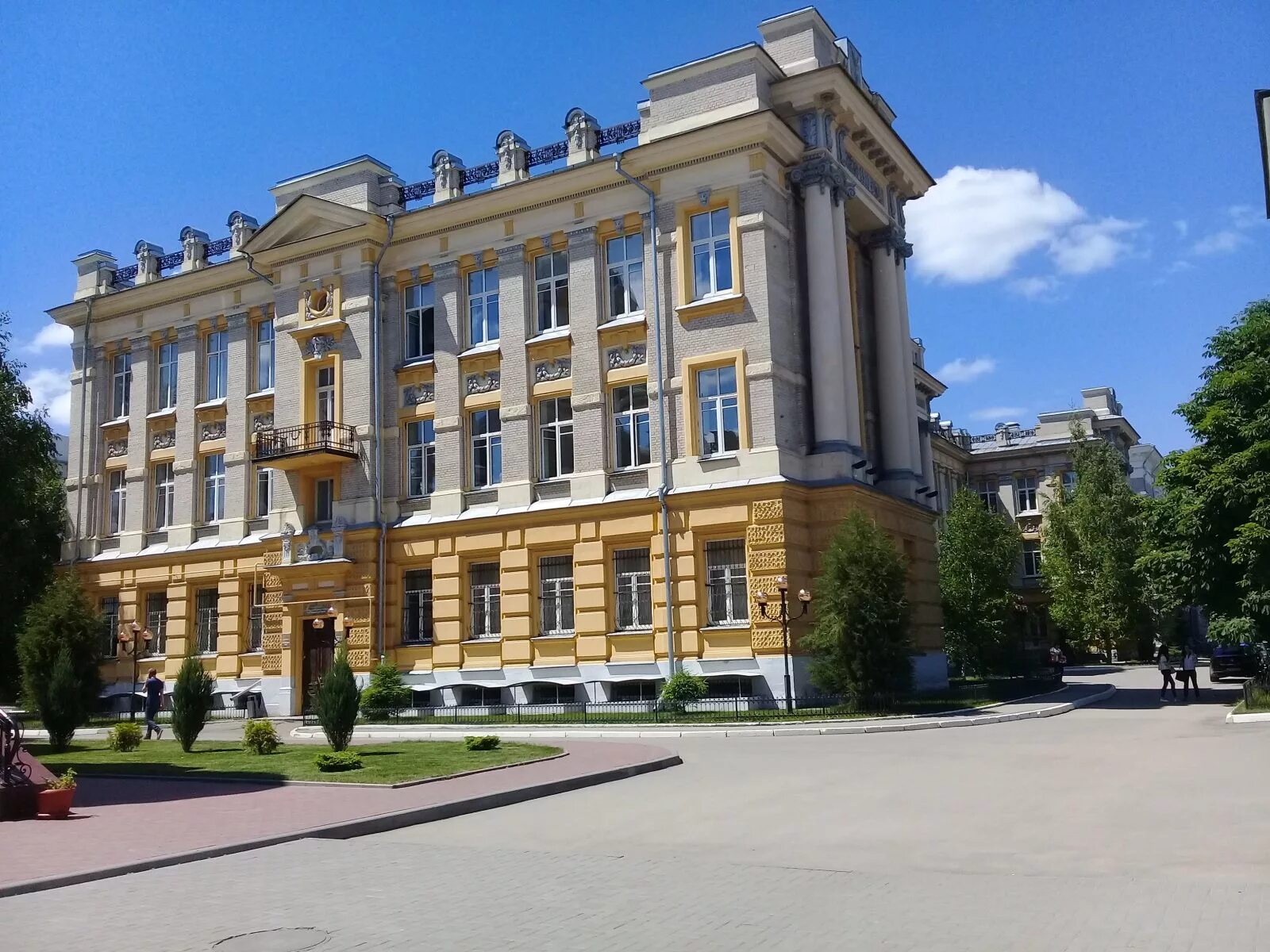 Саратовская медицинская Академия. Саратовский мед вуз. СГМУ Разумовского. Николаевский Саратовский медицинский университет.