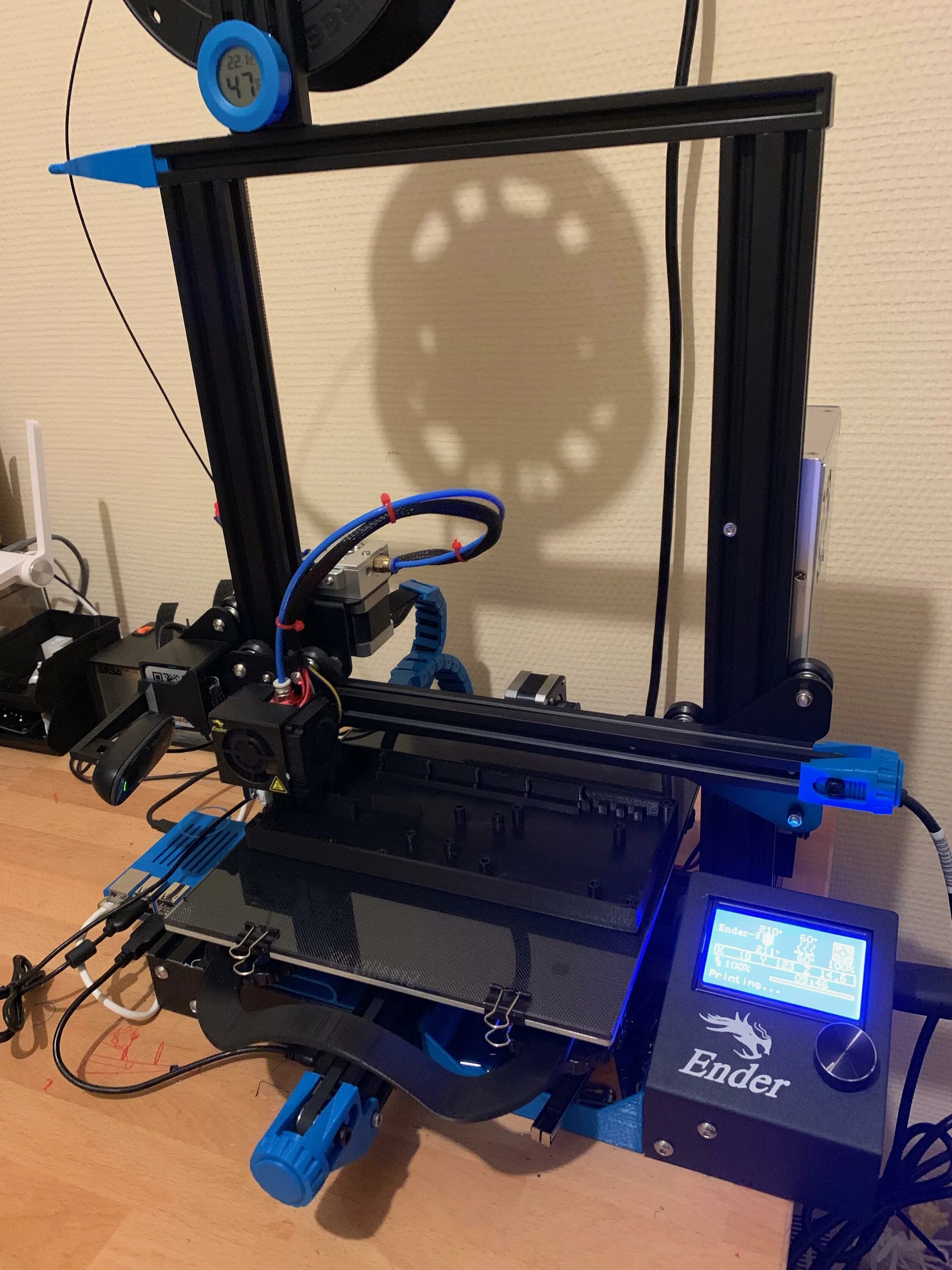 Ender 3 s1. Ender 3 Pro стол. Ender 3 s1 лазерный. Ender 3 s1 Pro головка.