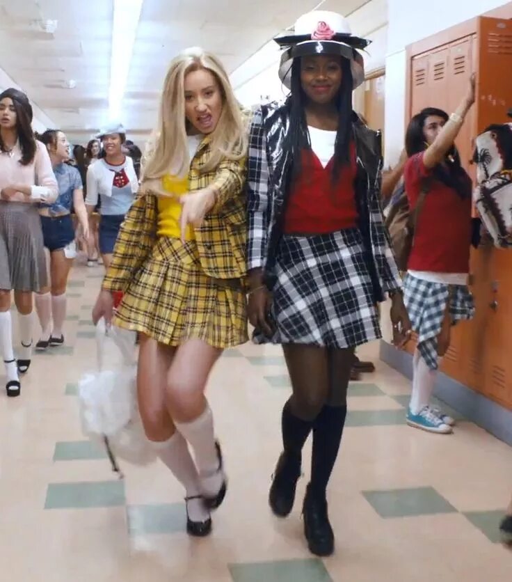 Azalea fancy. Шер хоровитц наряды. cher clueless. iggy azalea clueless. бестолковые наряды.