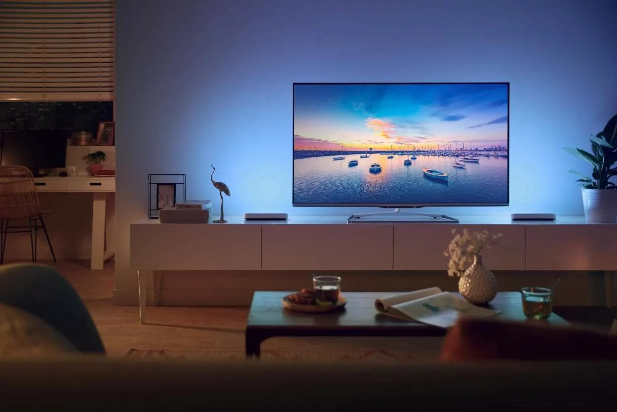 Lampa установить на телевизор. Philips Ambilight Hue. Philips Hue телевизор. Philips Hue Bar. Подсветка эмбилайт для телевизора.