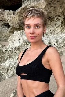 Порно мега-дикс Кремпи оргия сквирт