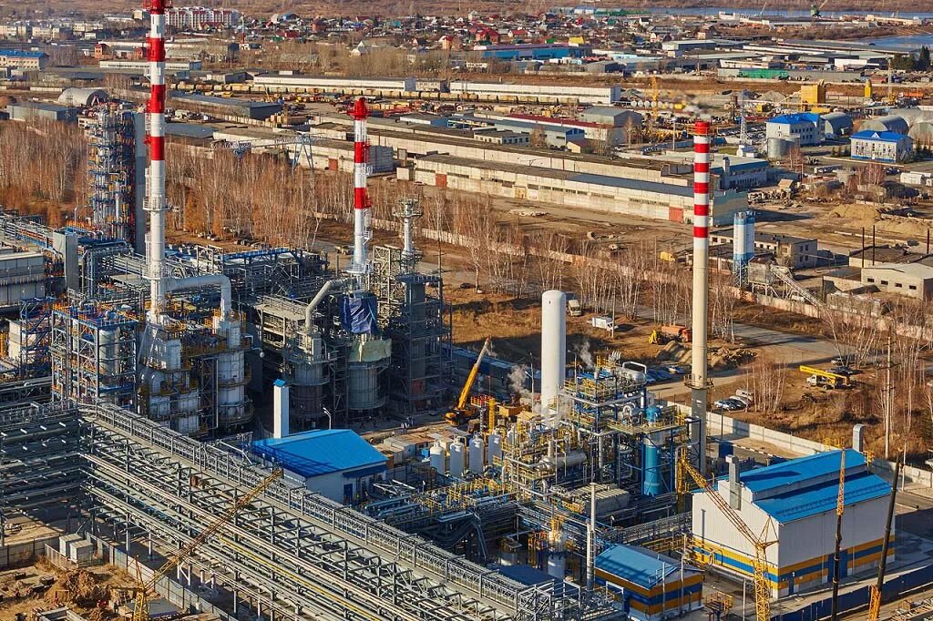 Нефтегаз форум. Компании «новый поток». Новый поток нефтяная компания. Россия директор нефтедобывающих компаний. Новый поток.