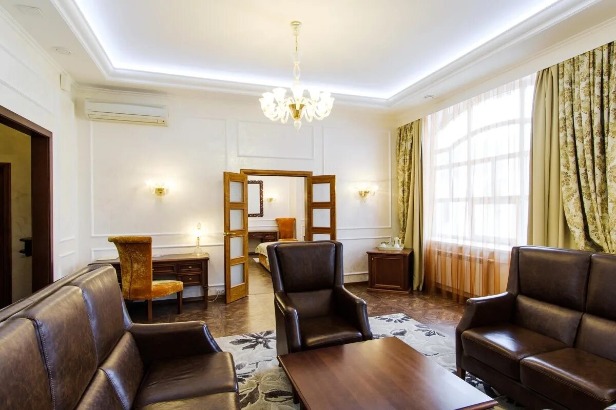 Гранд оренбург сайт. Гранд отель Оренбург. Hotel Grand Оренбург. Hotel 4* Оренбург Grand. Hotel Grand Пушкинская ул., 20/1.