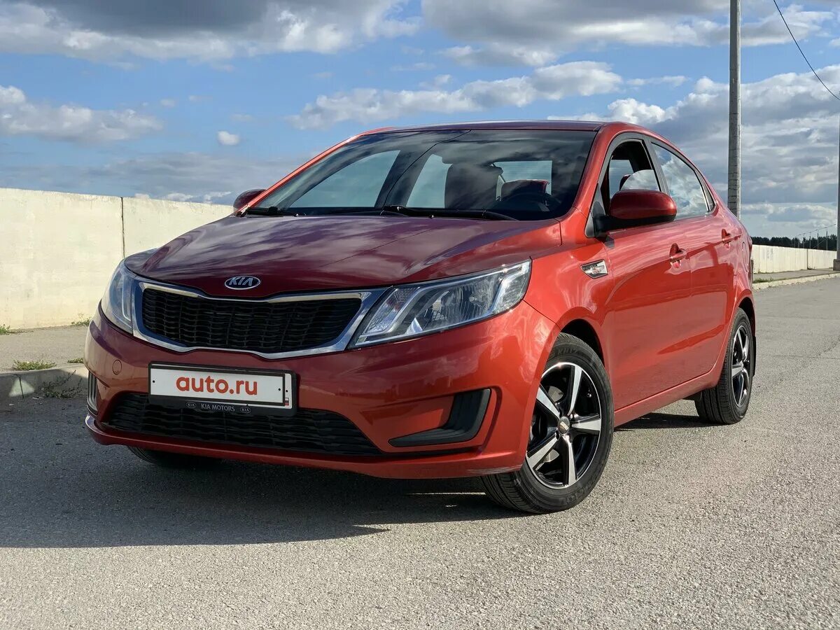 Kia rio 2012. 4. 4. Kia rio 2012 года. Kia rio 3 хэтчбек белый 2014 года.