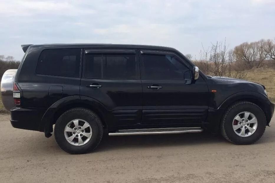 Mitsubishi pajero 2001. Паджеро 3 дизель 2001. Mitsubishi Pajero 2001 года. Митсубиси Паджеро 2001 года. Mitsubishi Pajero 2001 года 3.2 дизель 3 двери.