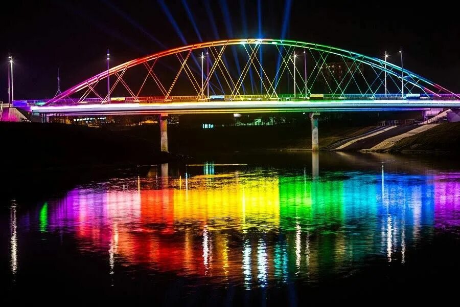 Рейнбоу бридж 3. Рейнбоу бридж. Остров одайба и радужный мост. Остров одайба и радужный мост. Радужный мостик.