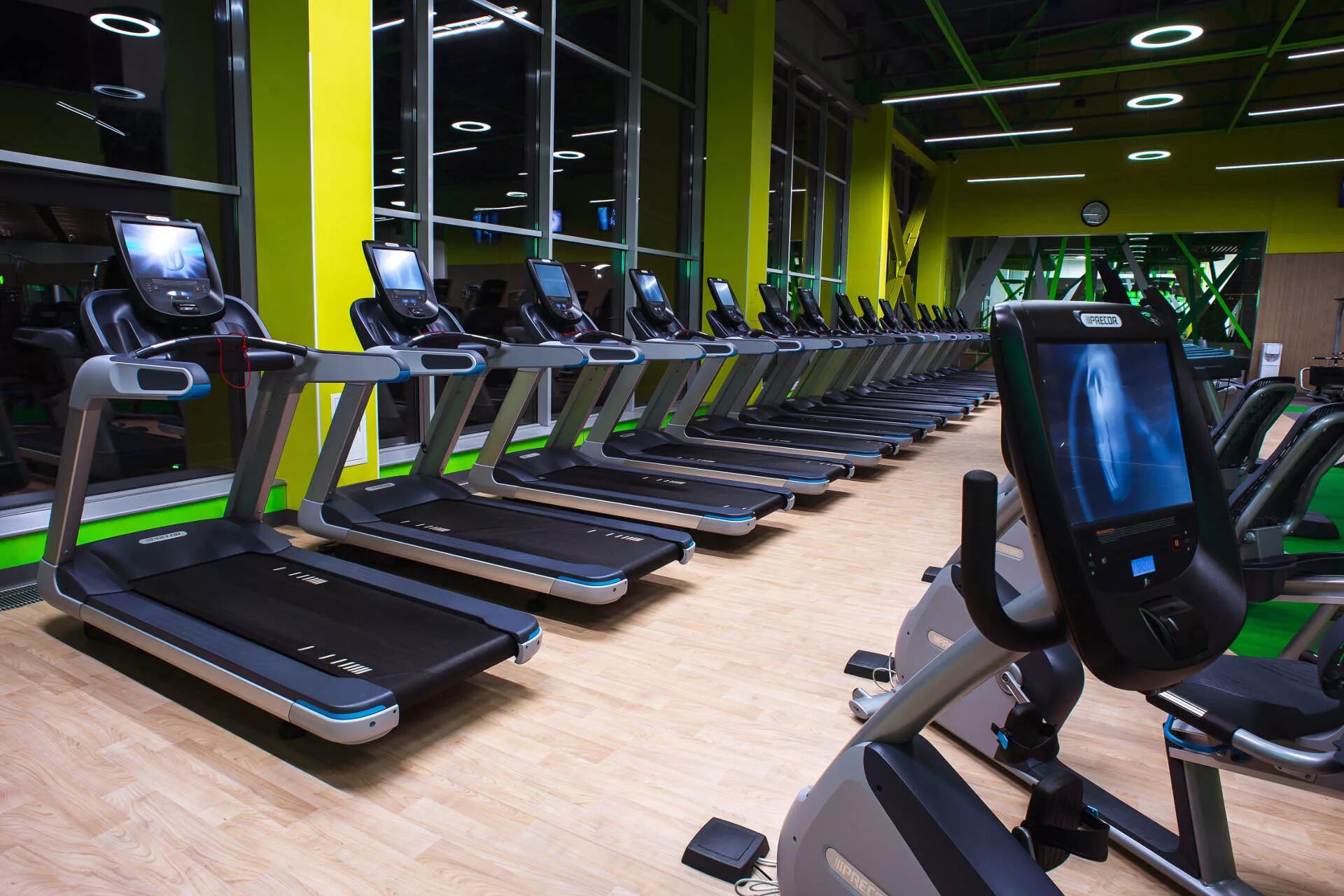 Лайм фитнес гусарская баллада. Сайт лайм фитнес. Сайт лайм фитнес. Оренбург лесозащитная улица 13 lime fitness. Лайм фитнес краснодар петра метальникова.