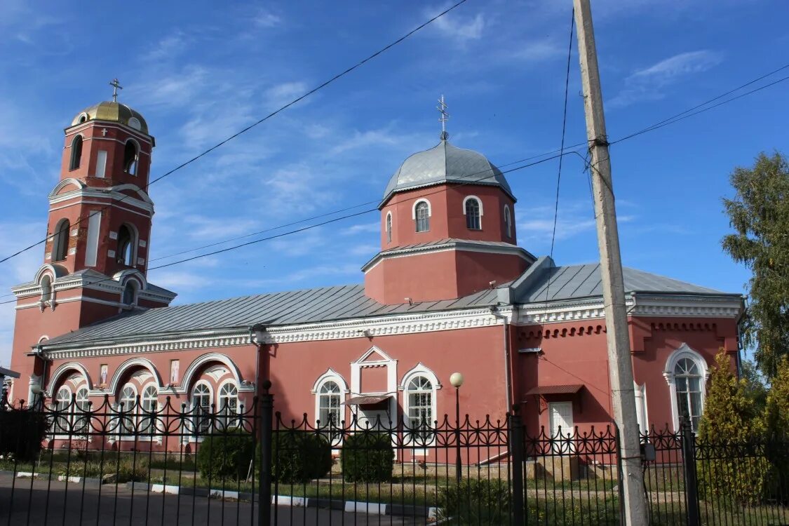 Красное Белгородская область Красненский район. Райцентр красное Белгородская область. Красненский район Церковь Георгия. Белгород красненький храм.