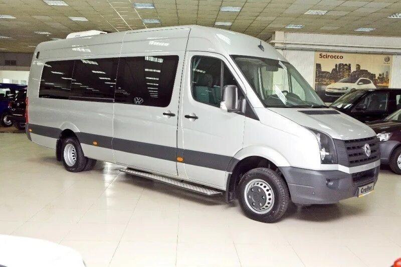 Фольксваген пассажирский купить. Микроавтобус Volkswagen Crafter. Микроавтобус Фольксваген Крафтер пассажирский. Фольксваген Крафтер турист. Volkswagen Crafter пассажирский 3012.