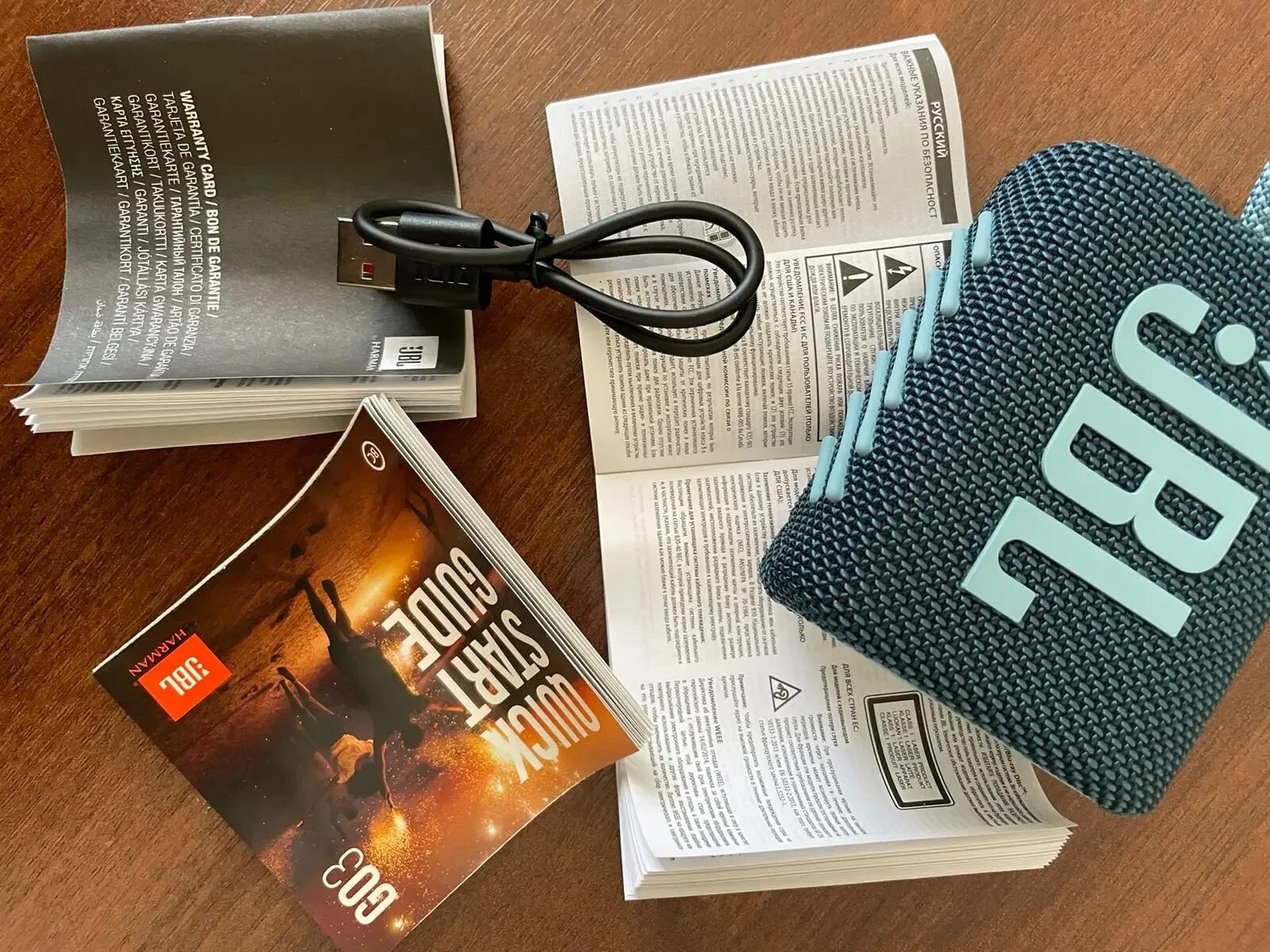Jbl go 3 вт. Jbl go 3 в коробке. jbl go 3 упаковка. jbl go 3 зарядка. колонка jbl go 3 grey.