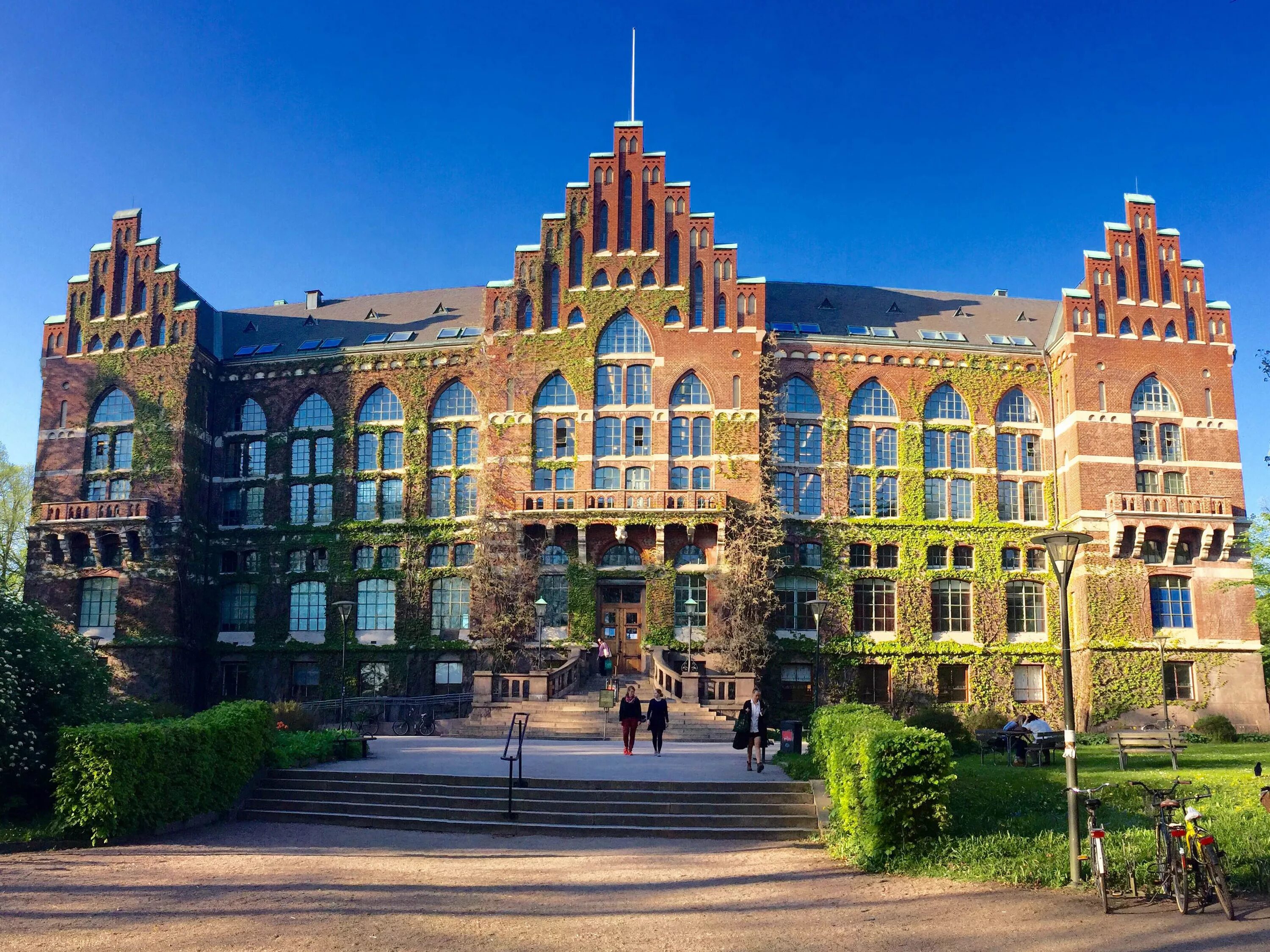 Travel university. Университет города Лунд. Lund University Швеция. Лундском университете (Lund University) в Швеции. Лундский институт 1727.